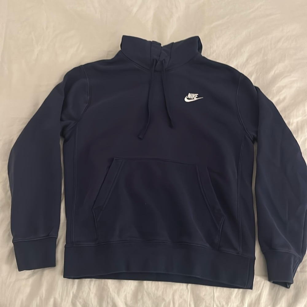 navy blue nike hoodie size S (adult)